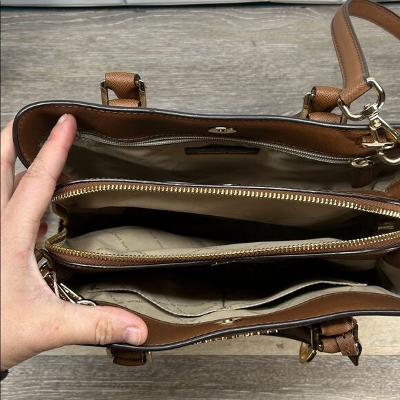 4211 Michael Kors Tan Satchel Bag 244654211 - Picture 4 of 16